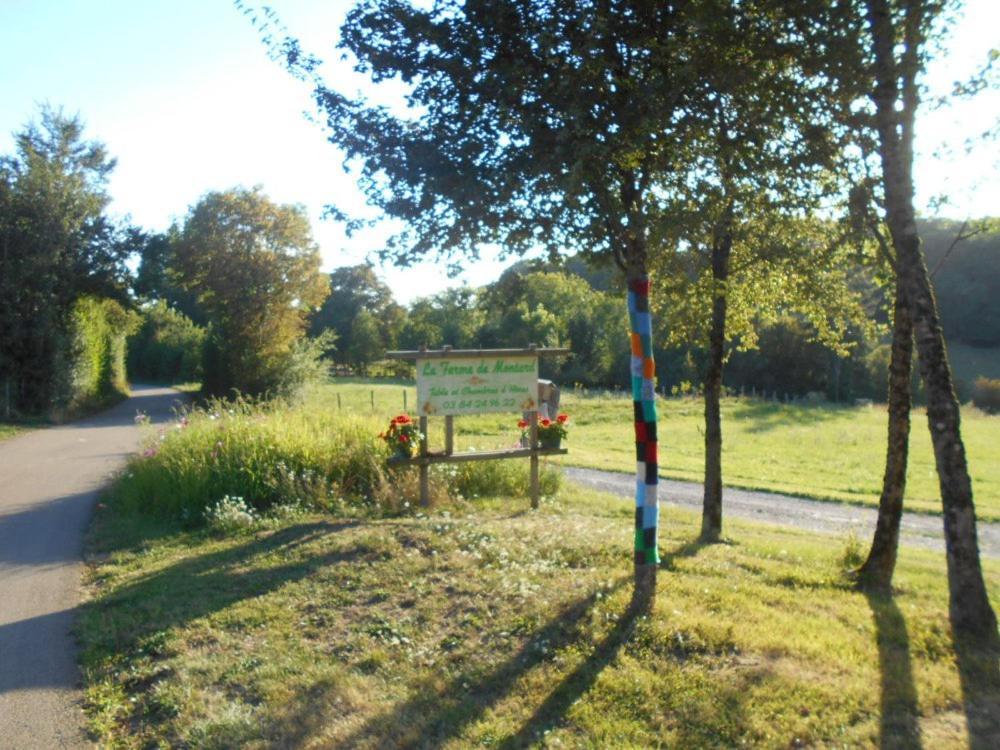 MontmorotLa Ferme De Montard住宿加早餐旅馆 外观 照片